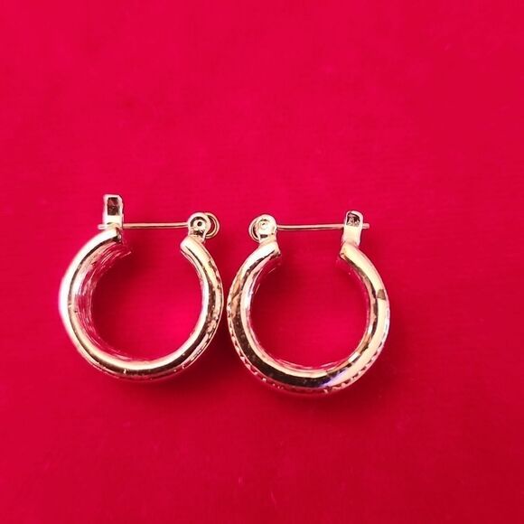 Vintage Napier Silver Plated Small Hoop Earrings - Picture 2 of 4